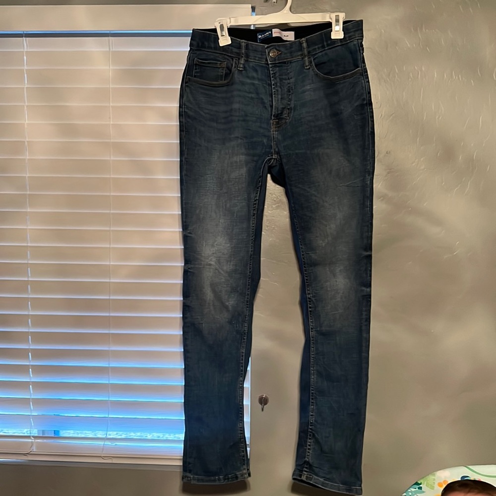 Light blue old navy jeans 33x32
